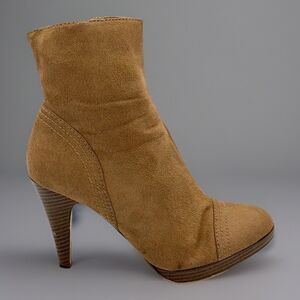 Top Moda Women's Ankle Boots Faux Suede Tan Brown Heeled Booties Size 9 Zip Up